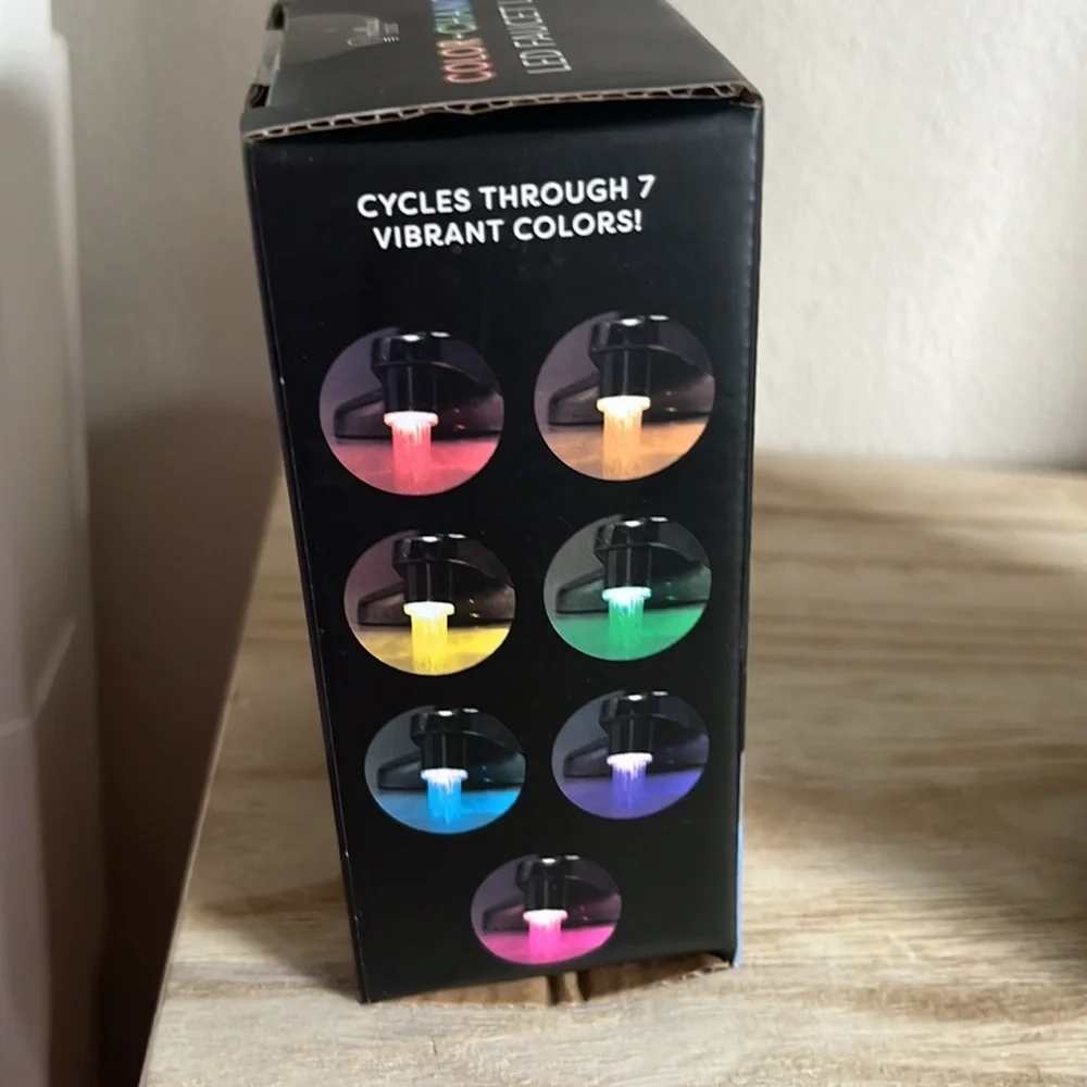 COLOR CHANGING LED FAUCET LIGHT